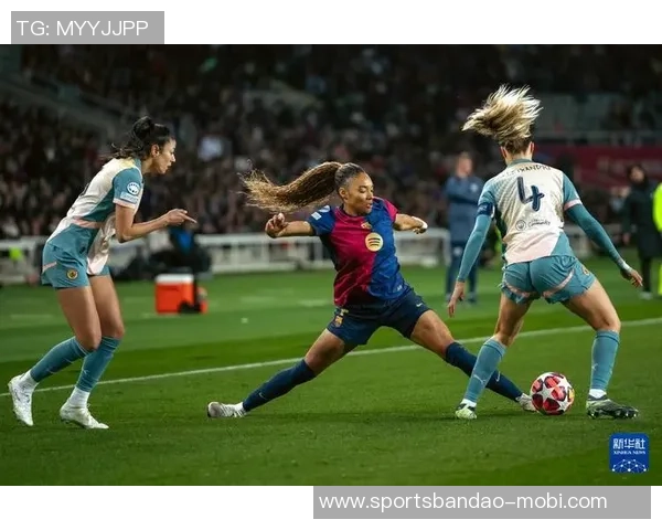 曼城女足前锋前女友年仅27岁不幸车祸身亡未系安全带引发关注